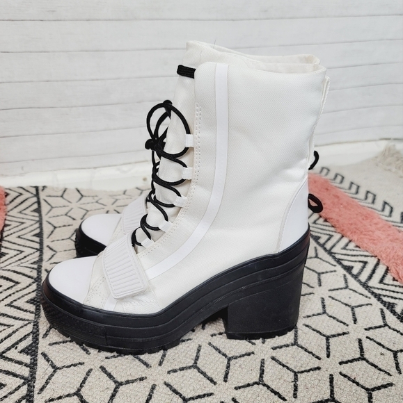 CONVERSE CHUCK TAYLOR ALL STAR GR82 PLATFORM WOMEN'S BOOTS in WHITE, sz 6 - Picture 6 of 16